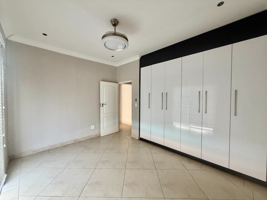 To Let 3 Bedroom Property for Rent in Caribbean Beach Club North West